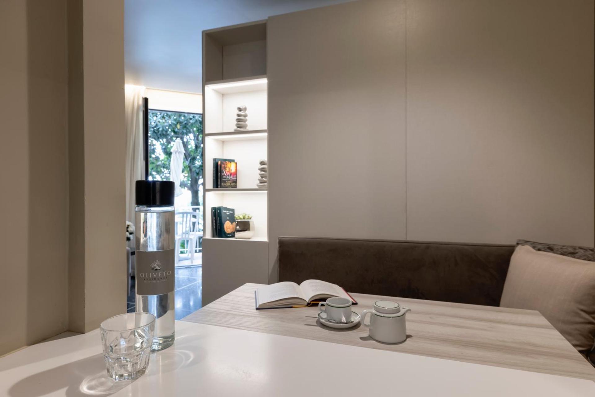Residence Oliveto Ceriale Exterior photo